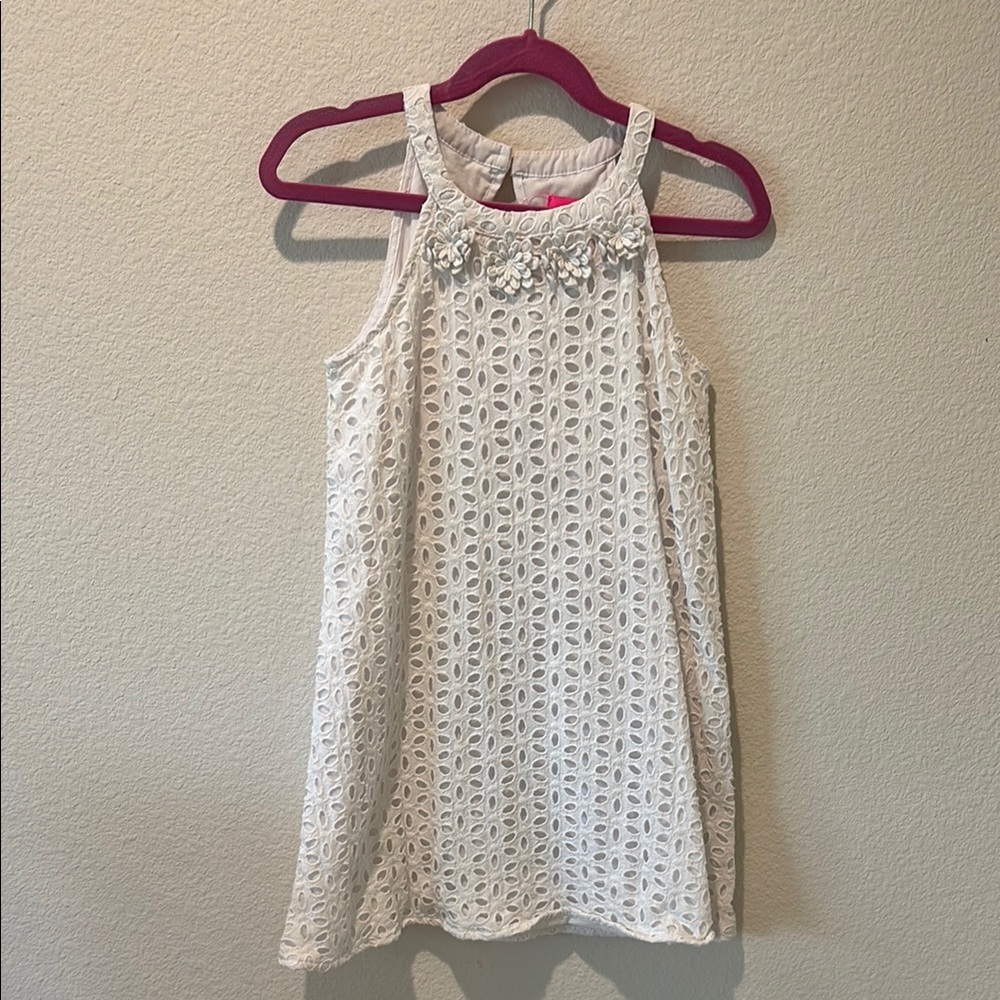 Lilly Pulitzer Girls Mini Pearl Shift in Resort White Oval Flower Petal Eyelet